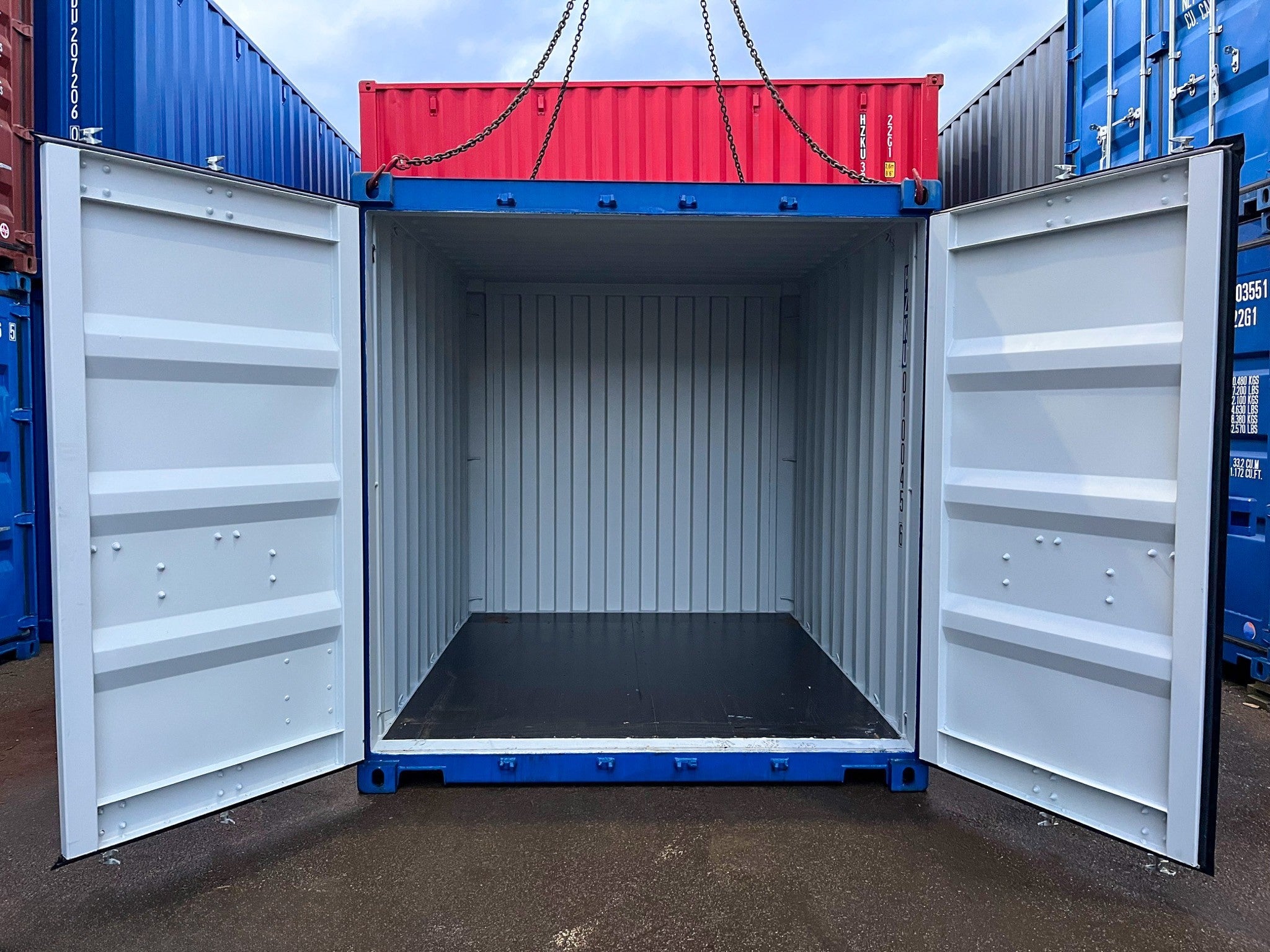 Contentor tractor IICL6 de 10 pés (3 m) em stock, HZKU 010 045-6