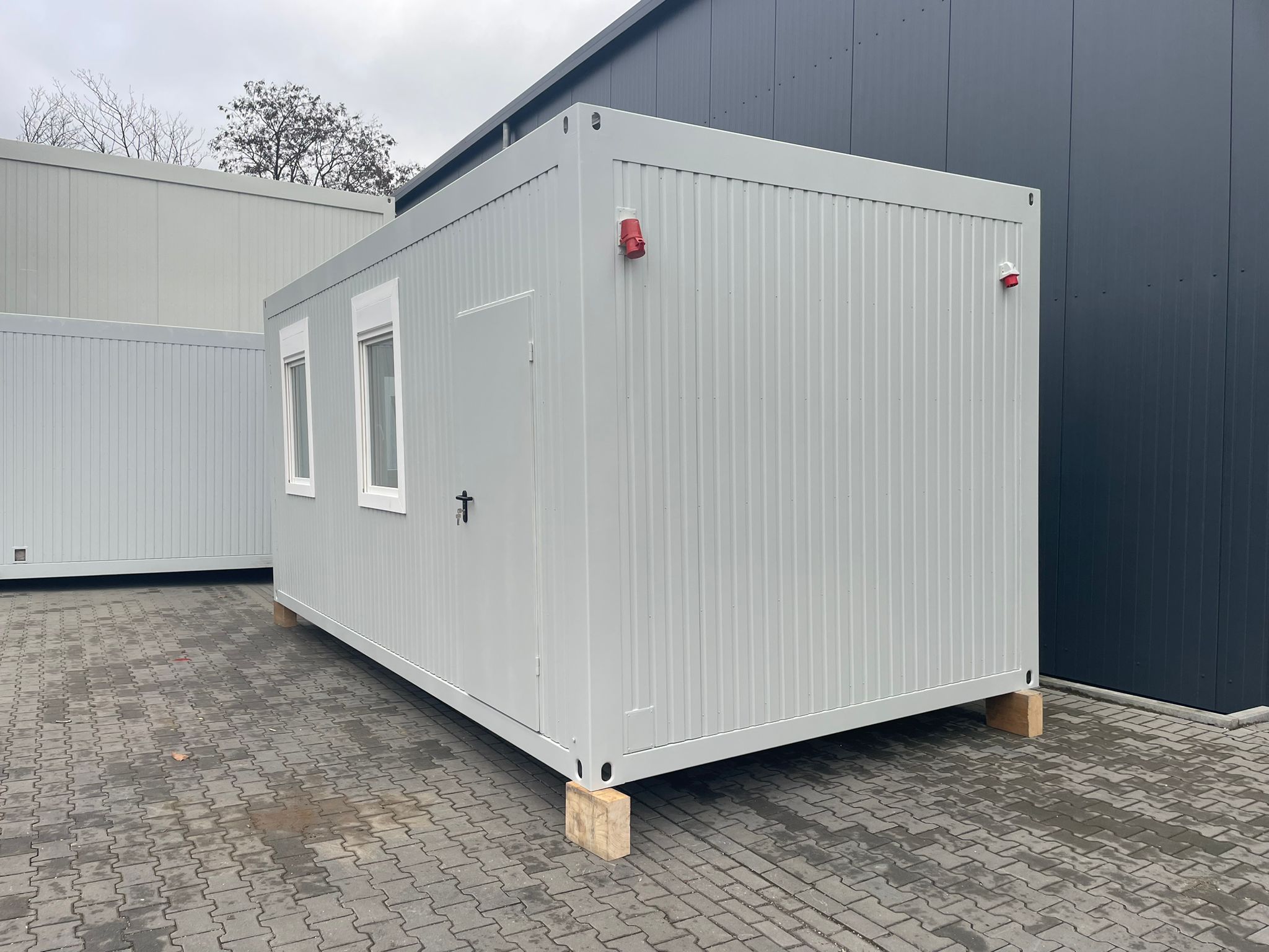 CONTENTOR DE ESCRITÓRIO