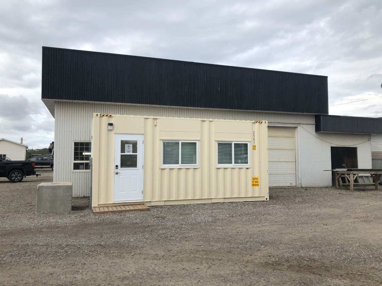 Contentor modificado - Escritório de 20 pés